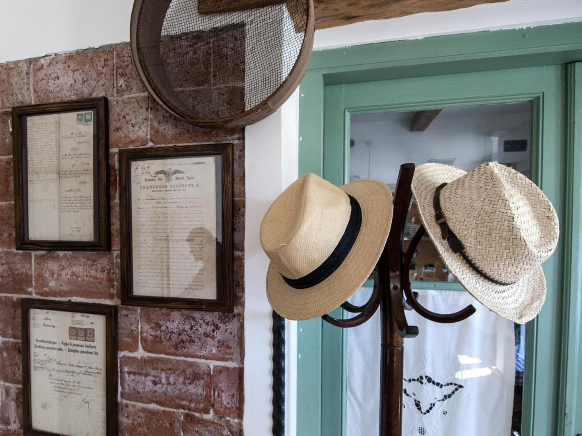 Bed and Breakfast Il Glicine San Dorligo della Valle Exterior foto
